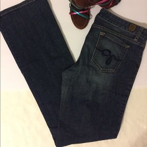 Guess "Carla" Boot Cut Jeans (B14)